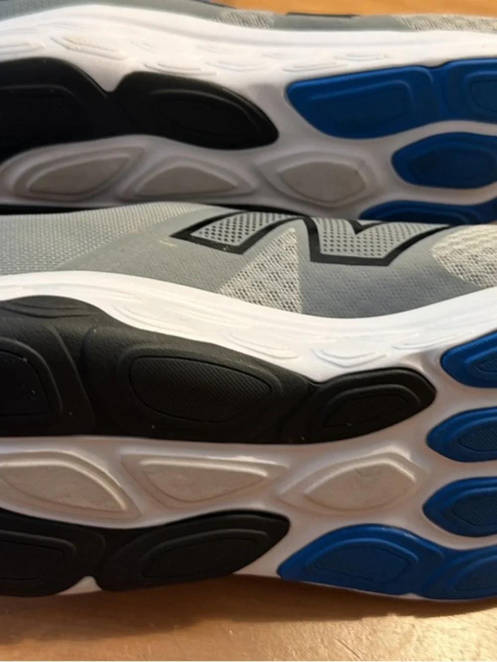 New Balance super new